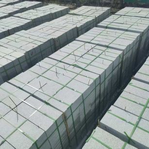 泸州 芝麻白1.8公分火烧300*600地铺，清仓大甩卖
