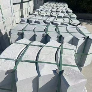 泸州 芝麻灰弧形路沿石