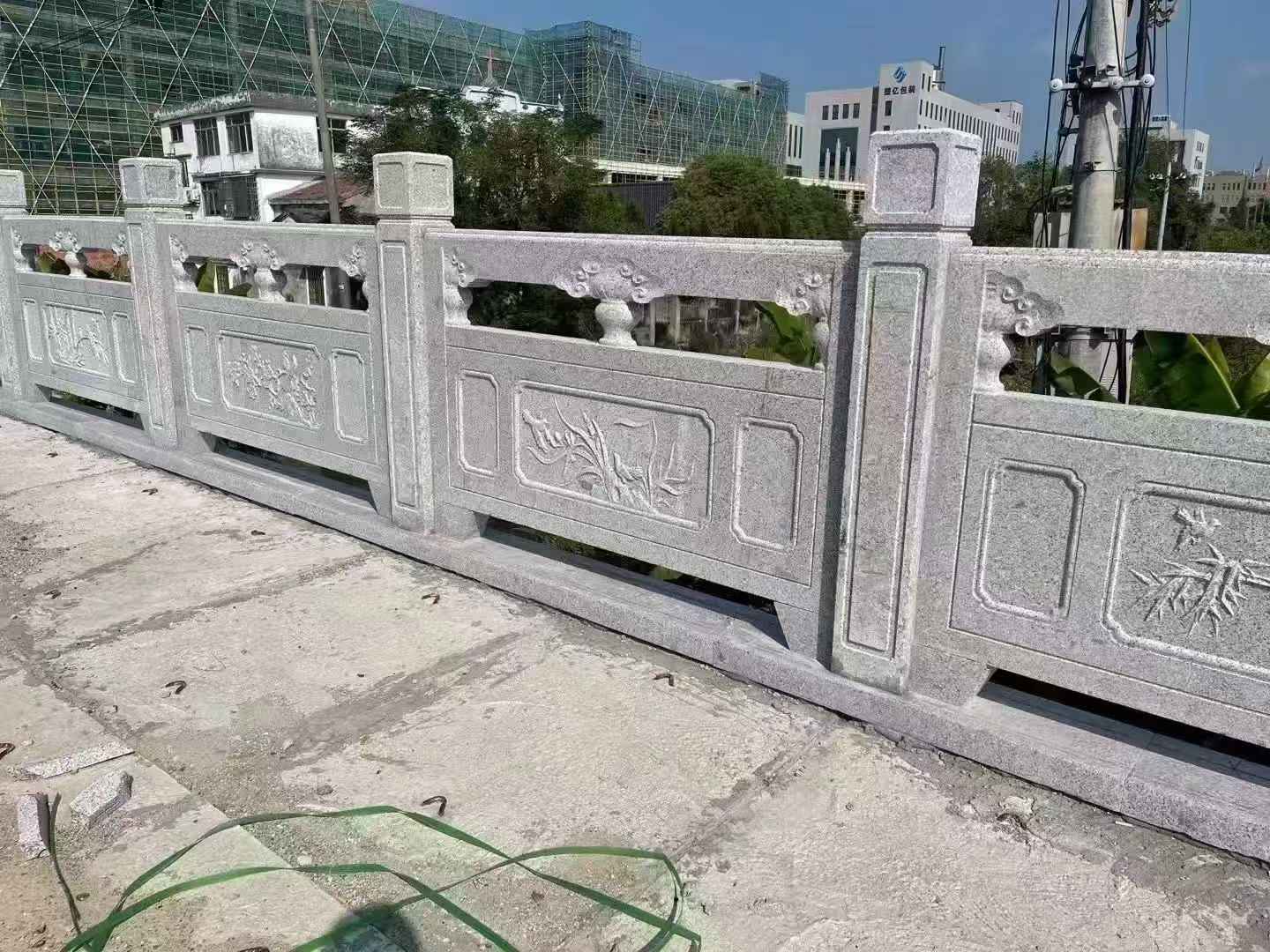 泸州 芝麻白栏杆